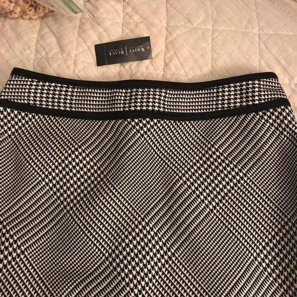 ♠️White House Black Market Skirt - Picture 2 of 8